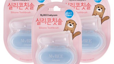 우리 아기, 이제 손가락 칫솔로 튼튼 치카치카! ✨